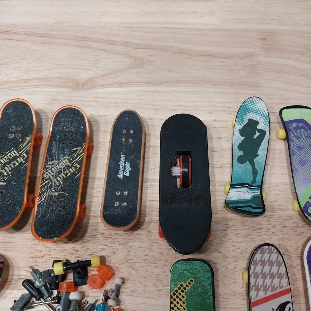Tech Deck Birdhouse Fingerboard Lot Tony Hawk Clint Walker Skateboard Toys Parts